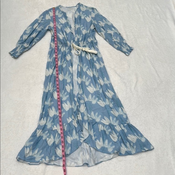 Palmacea Blue and White Floral Swimwear Resort Coverup with Flowing Design - Picture 6 of 15